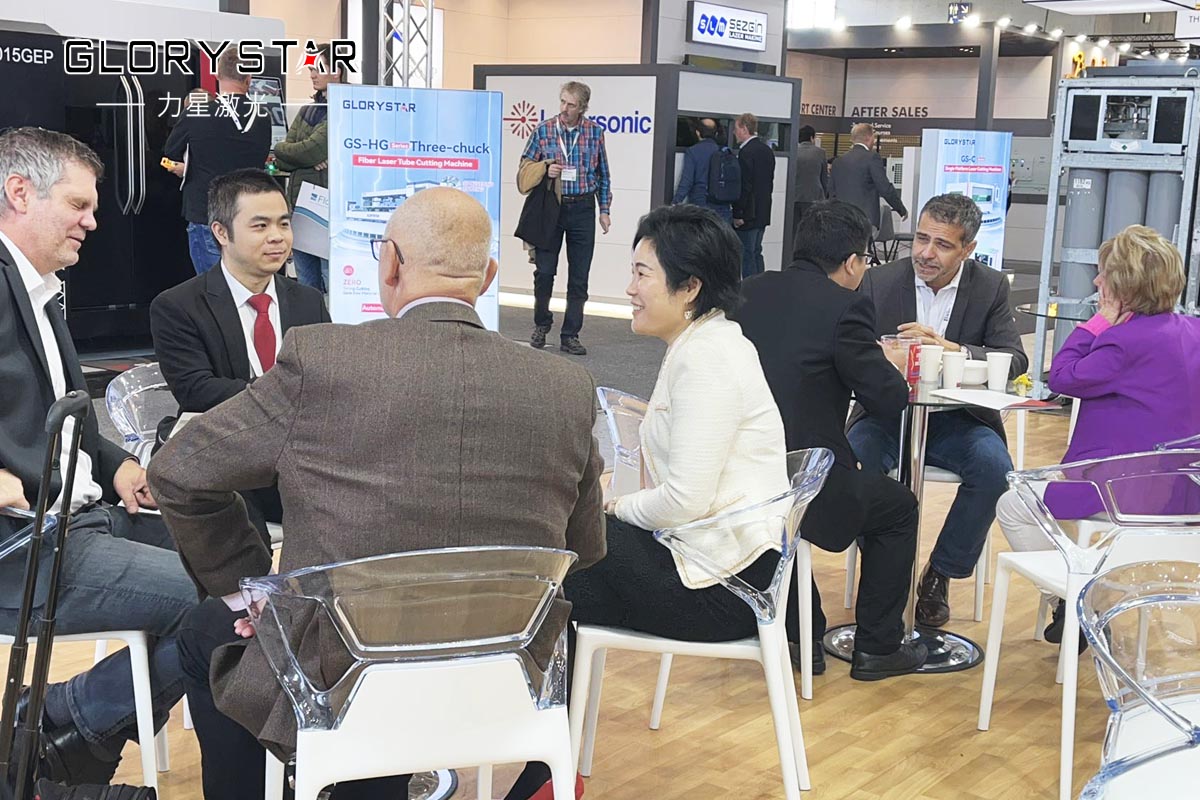 品質(zhì)優(yōu)良，性能卓越，力星激光德國展會獲得300多家客戶意向合作書
