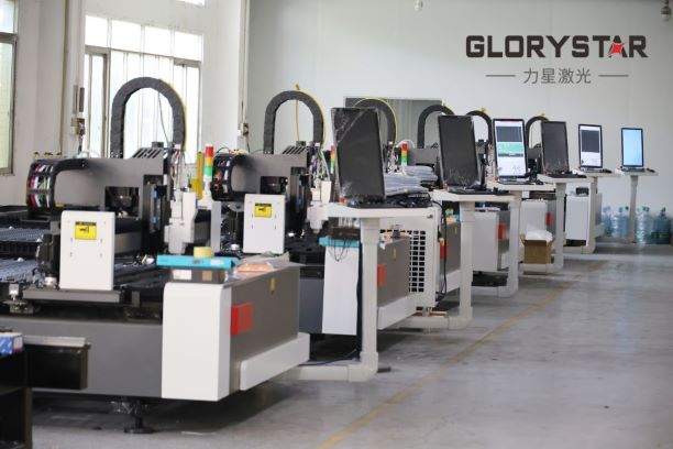 激光切割機(jī)鏡片出現(xiàn)油水怎么辦？看完你就學(xué)會(huì)