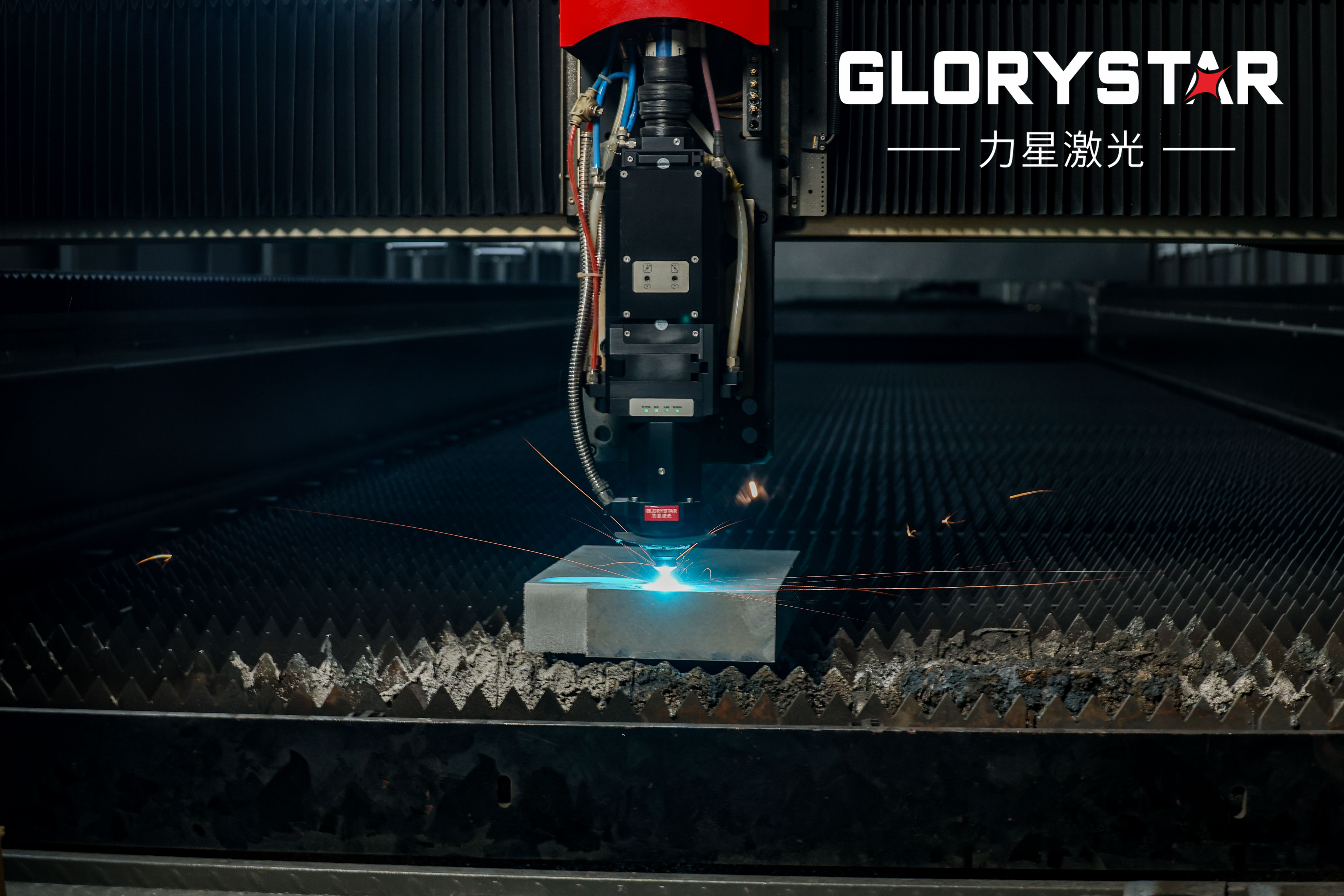 激光切割機使用輔助氣體空氣切割碳鋼的工藝優(yōu)化技巧 激光切割機使用輔助氣體空氣切割碳鋼的工藝優(yōu)化技巧