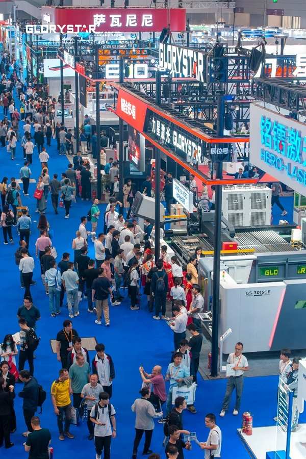 力星激光型鋼激光二次加工自動(dòng)化線新品超燃首發(fā) 力星激光型鋼激光二次加工自動(dòng)化線新品超燃首發(fā)