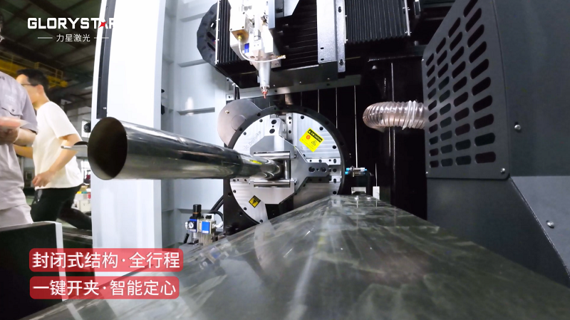 有精度！有速度！VS6012TG雙卡盤光纖激光管材切割機