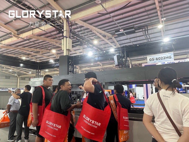 力星激光全國巡展〔臺灣站〕如火如荼！40000瓦超高功率獨(dú)領(lǐng)風(fēng)騷！