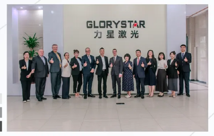 暖冬迎客！捷克茲林市代表團走進力星激光，共商激光科技新質(zhì)生產(chǎn)力“出?！贝笫?/></span></p><p><span style=
