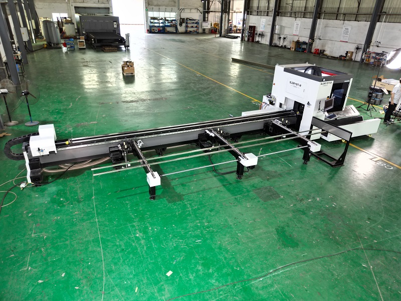 雙卡盤管材激光切管機(jī)！讓您實用高效金屬管材加工