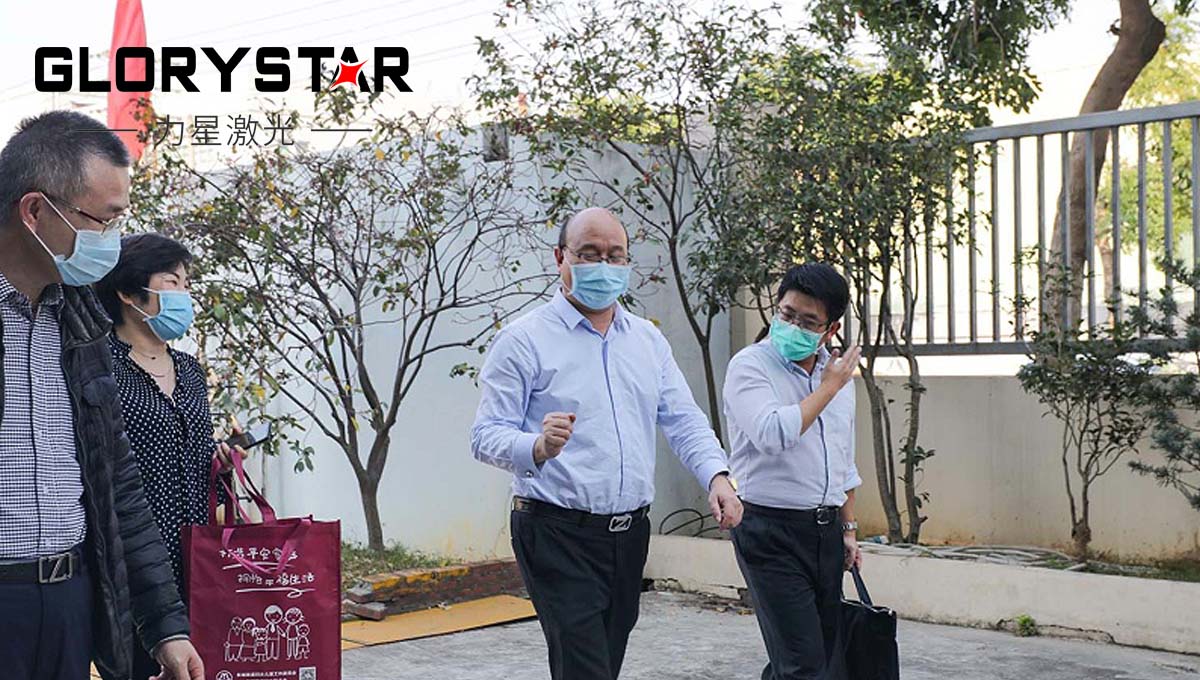 戰(zhàn)疫快報(bào)|東城街道黨委書記劉林宏等領(lǐng)導(dǎo)蒞臨力星激光