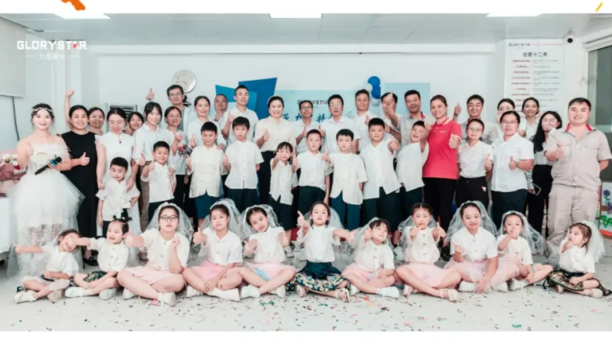 “星二代”結(jié)營啦，力星激光關懷與關愛常在！