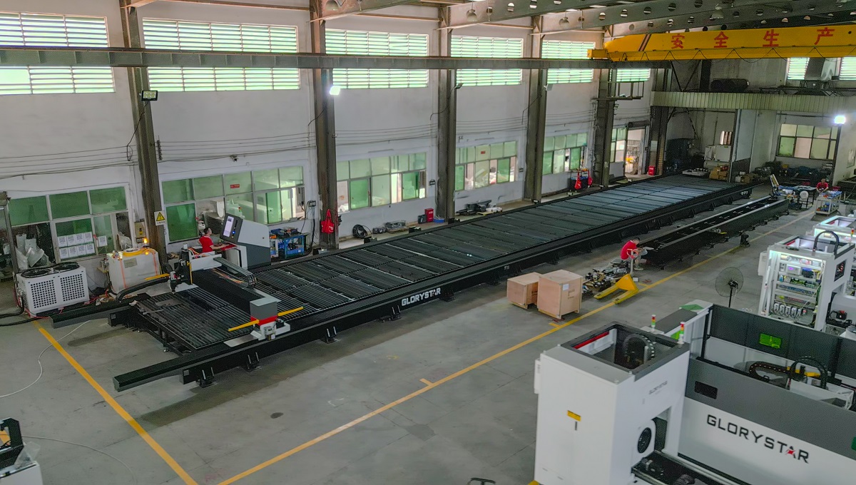 大幅面單平臺板材切割機，大型工件一刀成型